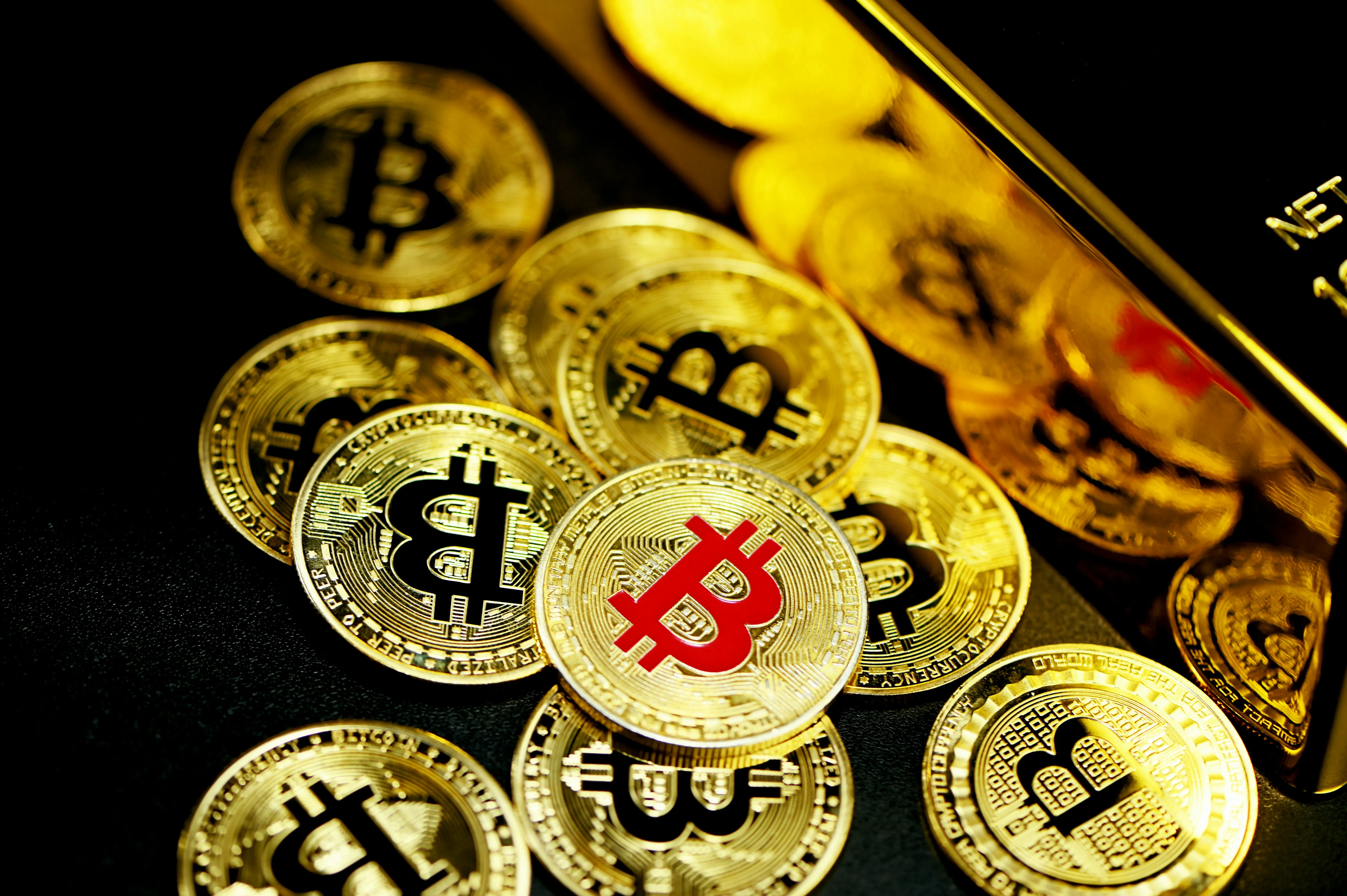 Hình ảnh chính hướng dẫn đăng ký tài khoản by88 với giao diện điện thoại và máy tính